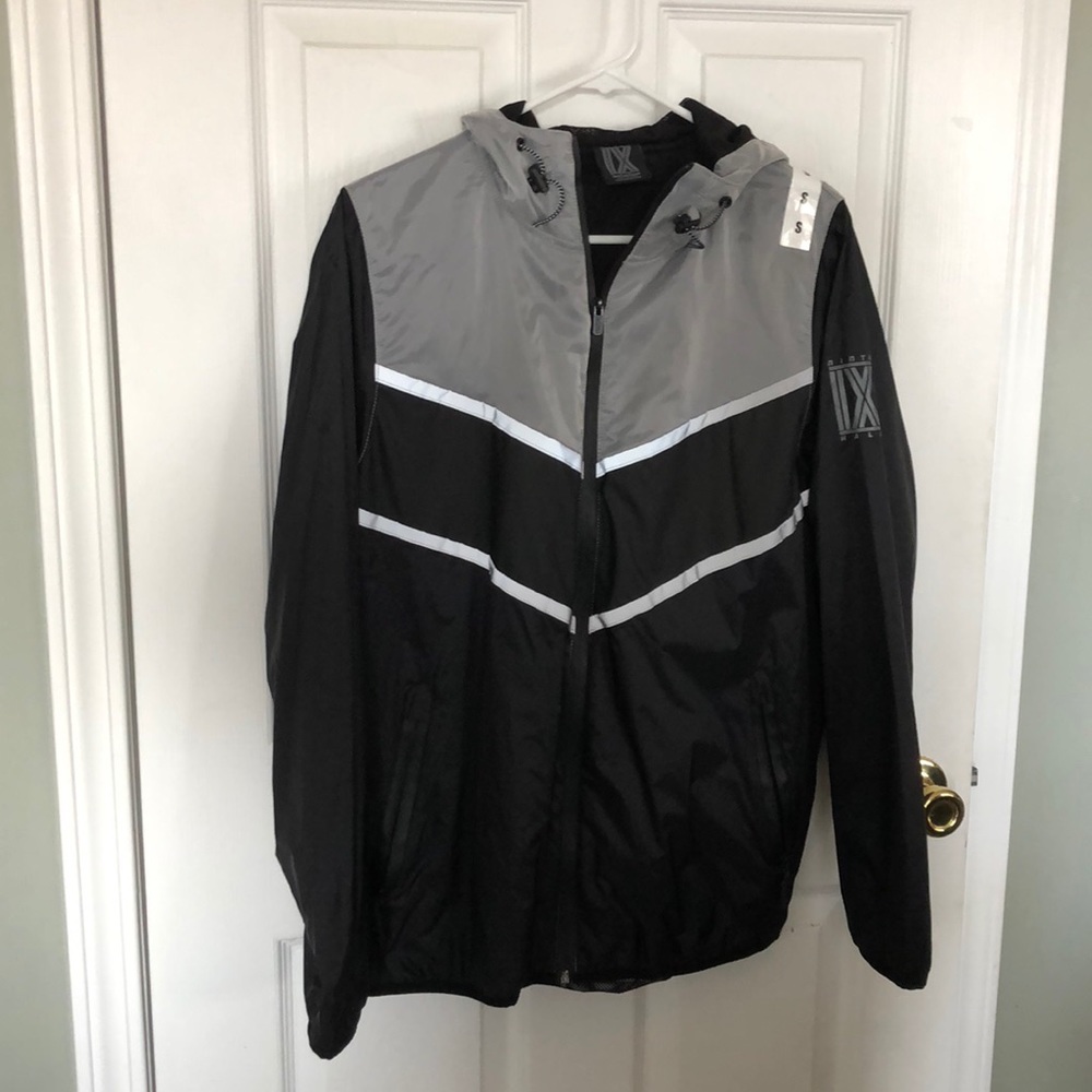 Men’s Windbreaker